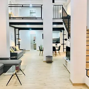 https://modern-spacious-apartment-in-plaza-de-la-merced.1costadelsol.com